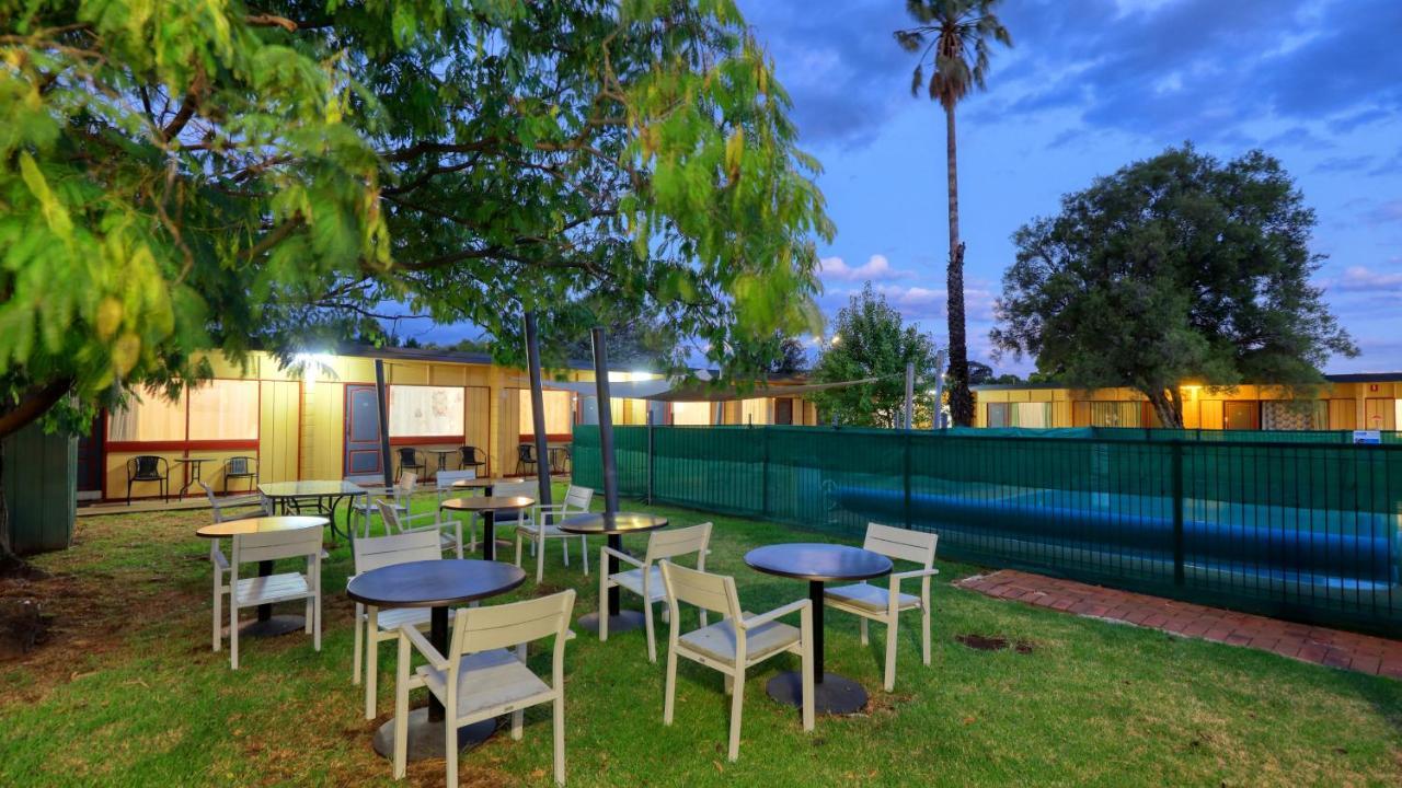 Cootamundra Gardens Motel Esterno foto